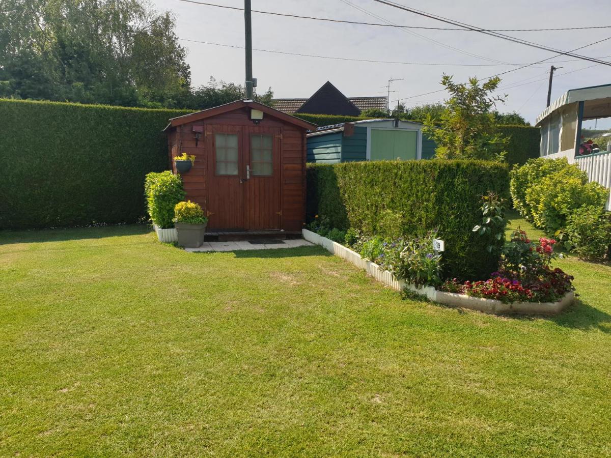 Le Clos Tranquille Hotel Gonneville-en-Auge Exterior foto